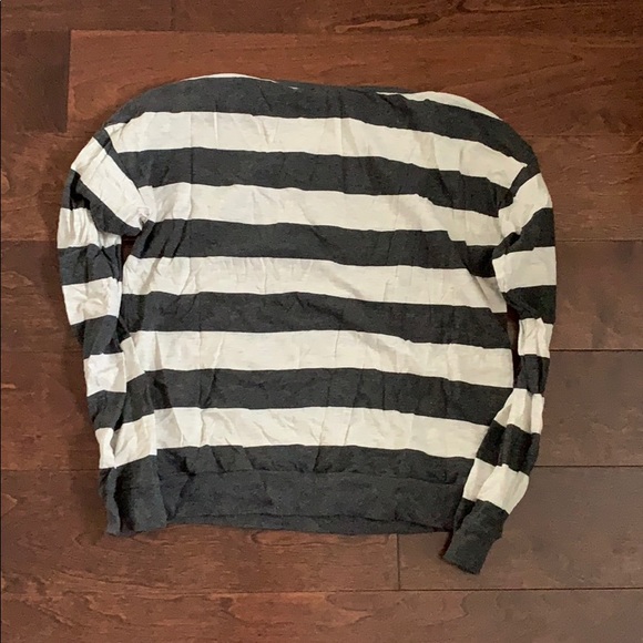 Forever 21 Grey and White striped Long sleeve tee - Picture 3 of 3